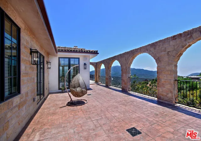 1st image of 33182 Mulholland Hwy, Malibu, CA 90265 | MLS# 25531221