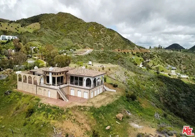 Photo 3 of Single family home for sale at 33182 Mulholland Hwy, Malibu, CA 90265 | MLS# 25531221 | Listing updated on 2026-05-22
