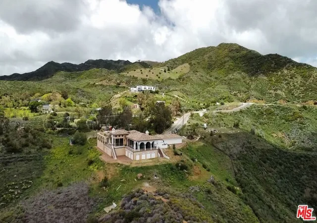 63rd image of 33182 Mulholland Hwy, Malibu, CA 90265 | MLS# 25531221