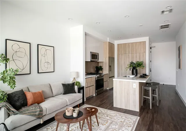 1st image of 118 Astronaut Ellison S Onizuka Street #804, Los Angeles, CA 90012 | MLS# PF25095331