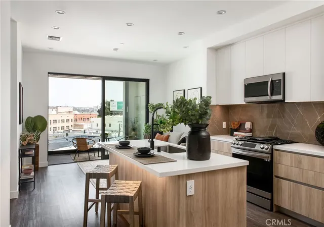 5th image of 118 Astronaut Ellison S Onizuka Street #804, Los Angeles, CA 90012 | MLS# PF25095331
