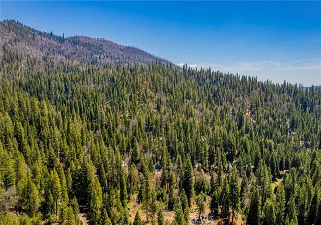 Photo 35 of Single family home for sale at 50054 Poplar Rd, Oakhurst, CA 93644 | MLS# FR25095754 | Listing updated on 2026-10-06