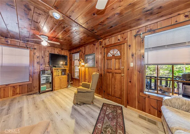 Photo 4 of Single family home for sale at 50054 Poplar Rd, Oakhurst, CA 93644 | MLS# FR25095754 | Listing updated on 2026-10-06
