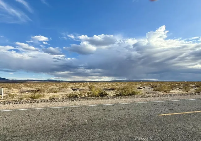 Photo 3 of Land for sale at 4160413 National Trails Hwy, Daggett, CA 92327 | MLS# HD25097223 | Listing updated on 2026-09-12
