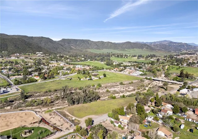 Photo 3 of Sale Pending at 25070 Hayes Ave, Murrieta, CA 92562 | MLS# SW25097479 | Listing updated on 2026-09-21