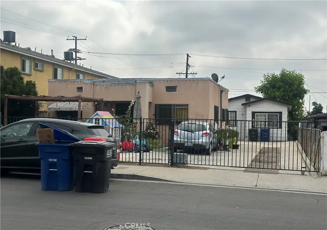 2nd image of 606 S Kern Ave, Los Angeles, CA 90022 | MLS# CV25097203
