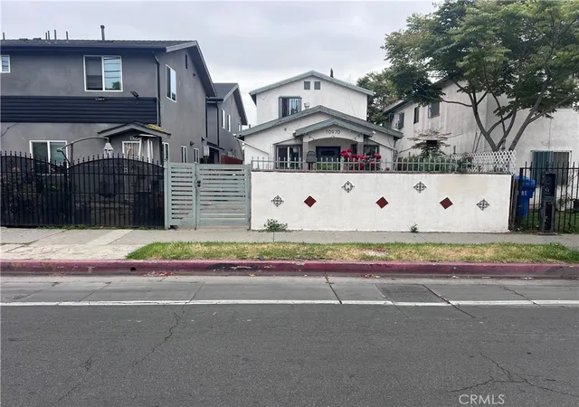 2nd image of 10970 Avalon Blvd, Los Angeles, CA 90061 | MLS# DW25098987