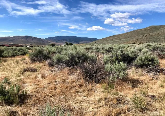 2nd image of 74 Dailey Ct, Chilcoot, CA 96105 | MLS# ML82005537