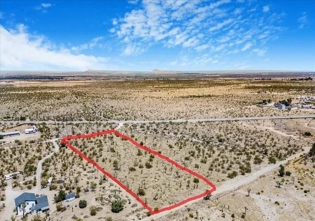 Photo 1 of Land for sale at 0 Ave W4 Drt Vic 98th Ste, Pearblossom, CA 93553 | MLS# 219129632PS | Listing updated on 2026-10-06