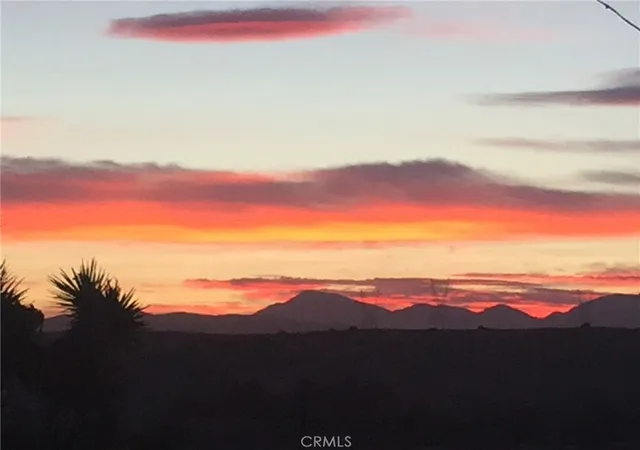 18th image of 6719 Deep Creek Rd, Apple Valley, CA 92308 | MLS# HD25099153