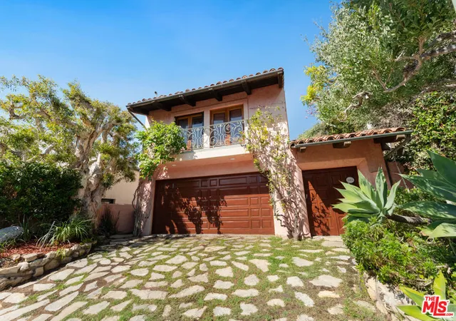 Homes for sale in Malibu, CA | 23351 Malibu Colony Rd #108a, Malibu, CA 90265 | MLS# 25534330