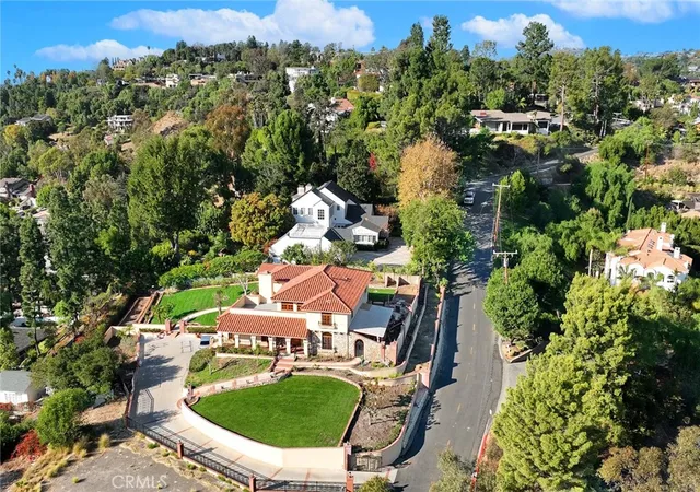 4th image of 2240 Foothill Blvd, Santa Ana, CA 92705 | MLS# PW25101030