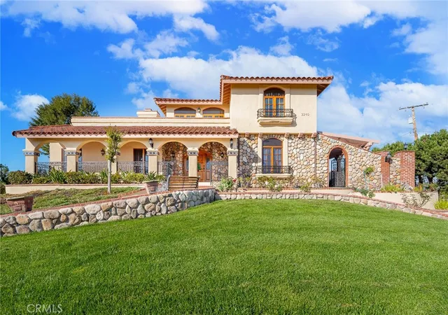5th image of 2240 Foothill Blvd, Santa Ana, CA 92705 | MLS# PW25101030