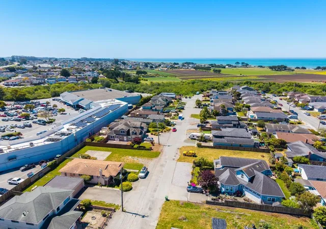 Homes for sale in Half Moon Bay, CA | 411 Belleville, Half Moon Bay, CA 94019 | MLS# ML82005766