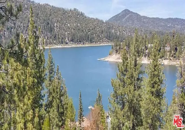 Photo 2 of Single family home for sale at 772 Cove Dr, Big Bear Lake, CA 92315 | MLS# 25535375 | Listing updated on 2026-09-14