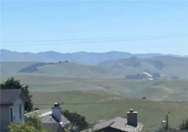 1st image of 35 Spencer St, Cambria, CA 93428 | MLS# SC25102389