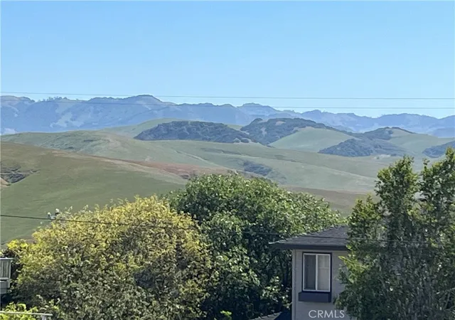 3rd image of 35 Spencer St, Cambria, CA 93428 | MLS# SC25102389
