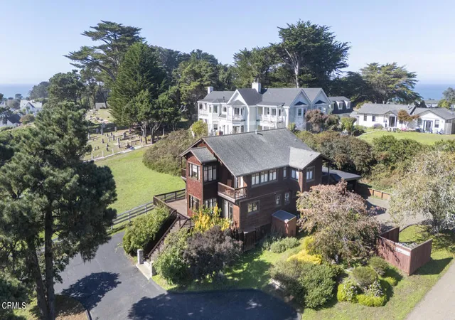 1st image of 44920 Little Lake Rd, Mendocino, CA 95460 | MLS# C1-11002
