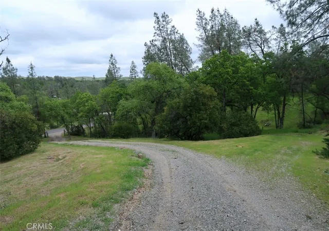 2nd image of 15815 Rancho Tehama Rd, Corning, CA 96021 | MLS# SN25084447