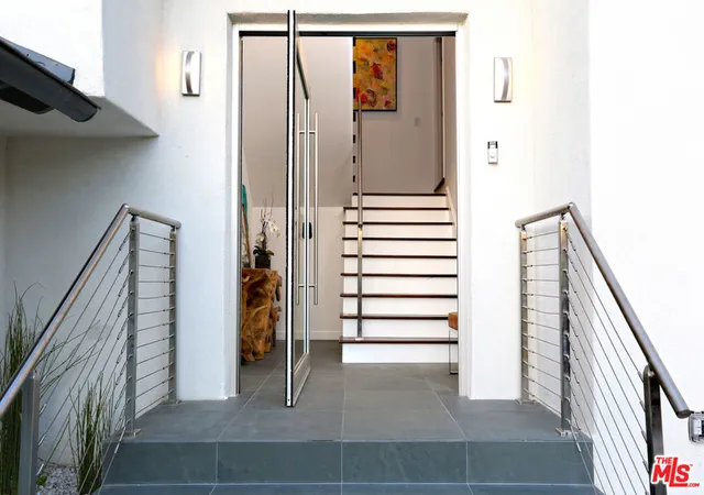 Photo 3 of Sale Pending at 3319 Charleston Way, Los Angeles, CA 90068 | MLS# 25536663 | Listing updated on 2026-09-12