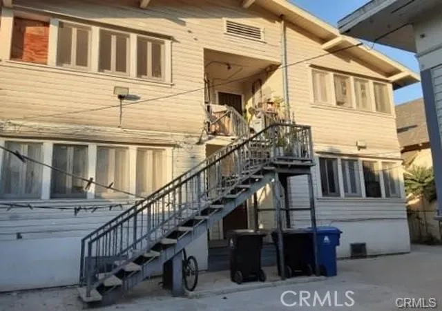 Photo 3 of Multi family home for sale at 1038 W 21st Street, Los Angeles, CA 90007 | MLS# CV25101490 | Listing updated on 2026-10-03