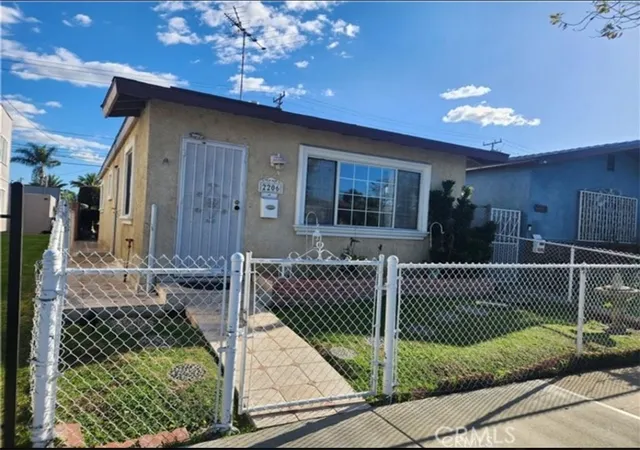 Photo 1 of Sale Pending at 2206 Cowlin Ave, Commerce, CA 90040 | MLS# CV25102517 | Listing updated on 2026-10-07