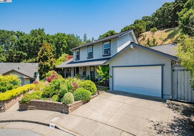 3rd image of 11 Oak Tree Court, San Rafael, CA 94903 | MLS# 41097086