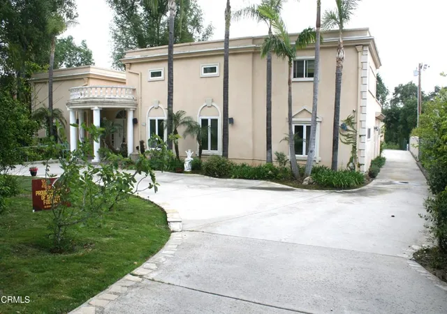5th image of 500 Georgian Rd, La Canada Flintridge, CA 91011 | MLS# P1-22177