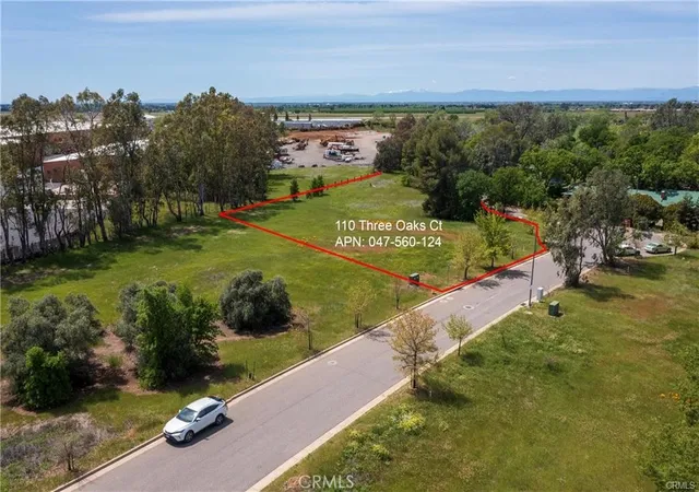 3rd image of 110 Three Oaks, Chico, CA 95973 | MLS# SN25100754