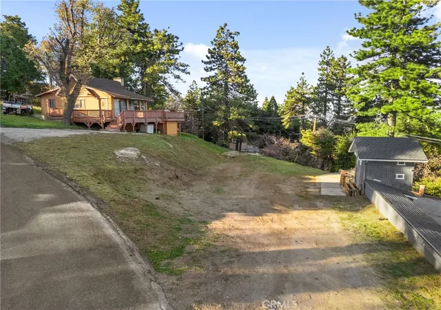 1st image of 0 Summit Dr, Crestline, CA 92325 | MLS# CV25105631