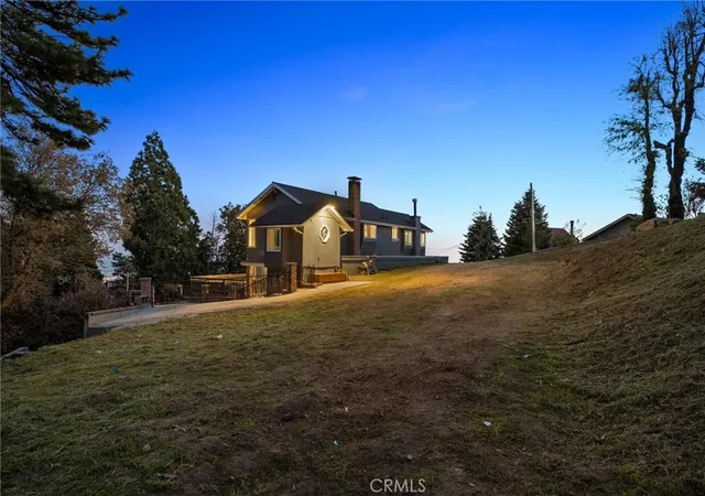 2nd image of 0 Summit Dr, Crestline, CA 92325 | MLS# CV25105631