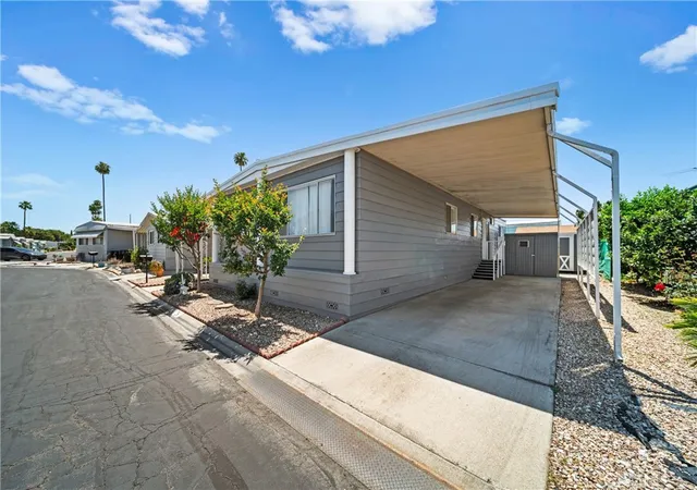 Homes for sale in Riverside, CA | 9391 California Avenue #56, Riverside, CA 92503 | MLS# SW25105989