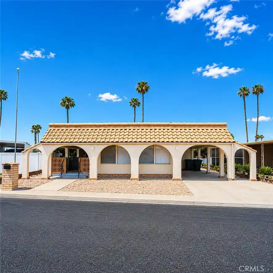 Photo 1 of Manufactured home for sale at 560 Santa Clara Cir, Hemet, CA 92543 | MLS# SW25106961 | Listing updated on 2026-10-30