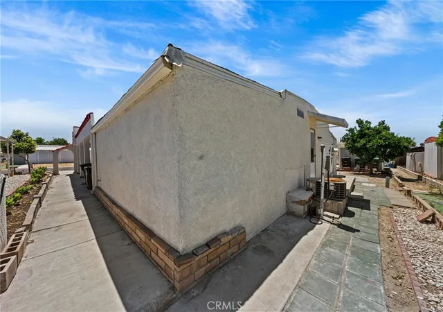 Homes for sale in Hemet, CA | 560 Santa Clara Cir, Hemet, CA 92543 | MLS# SW25106961