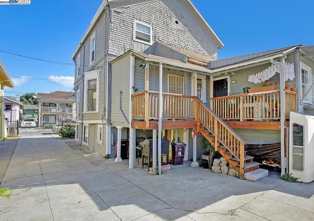 16th image of 3311 E 17th St, Oakland, CA 94601 | MLS# 41097429