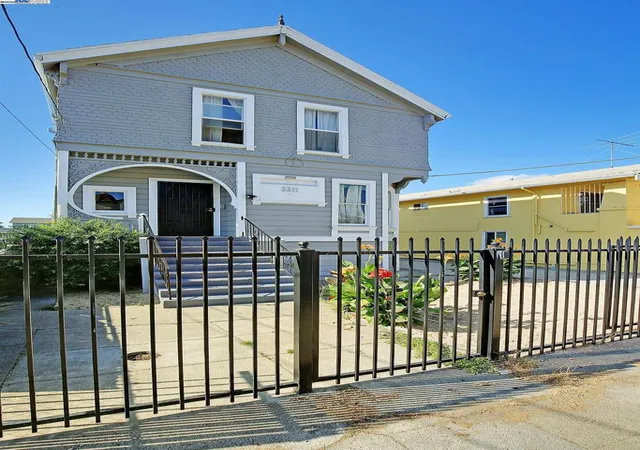 4th image of 3311 E 17Th St, Oakland, CA 94601 | MLS# 41097429