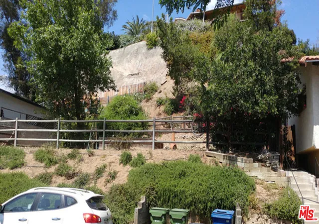 1st image of 3334 N Knoll Dr, Los Angeles, CA 90068 | MLS# 25539121