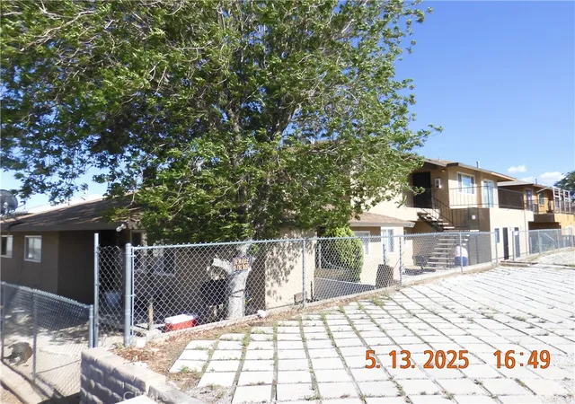 3rd image of 1131 Barstow Rd, Barstow, CA 92311 | MLS# HD25108081