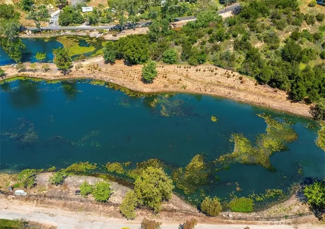 Homes for sale in Fallbrook, CA | 40057 S Shore Rd, Fallbrook, CA 92028 | MLS# SW25106497
