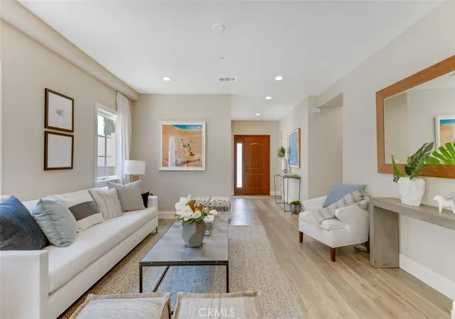 24th image of 415 California St #D, Arcadia, CA 91006 | MLS# AR25109006