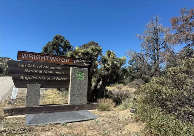 Photo 2 of Land for sale at 40124 Scenic Crk, Pinon Hills, CA 92372 | MLS# HD25109128 | Listing updated on 2026-04-08