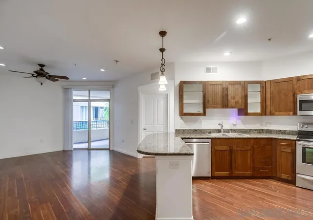 4th image of 1501 Front St #338, San Diego, CA 92101 | MLS# 250027701SD