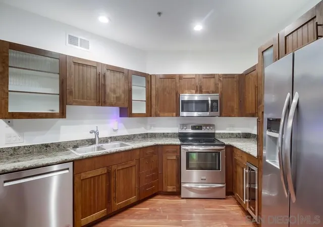 5th image of 1501 Front St #338, San Diego, CA 92101 | MLS# 250027701SD