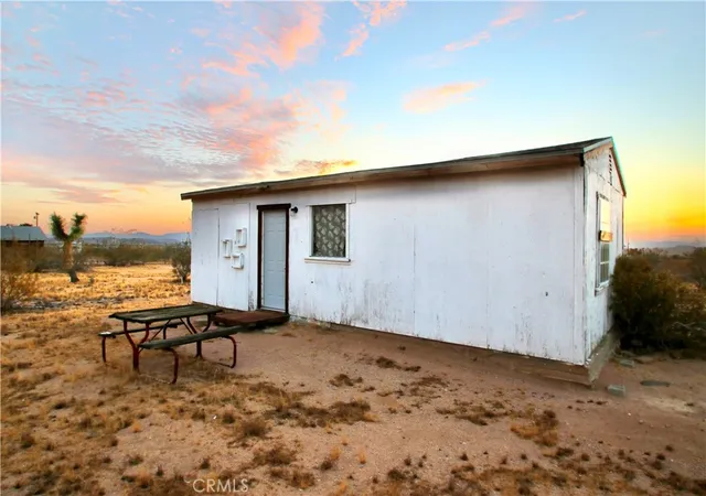 Photo 3 of Single family home for sale at 177 Cherokee Trl, Yucca Valley, CA 92284 | MLS# JT25109103 | Listing updated on 2026-09-18
