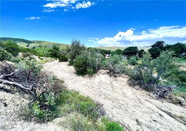 Photo 3 of Land for sale at 45902 Lynx St, Banning, CA 92220 | MLS# IG25110904 | Listing updated on 2026-07-01