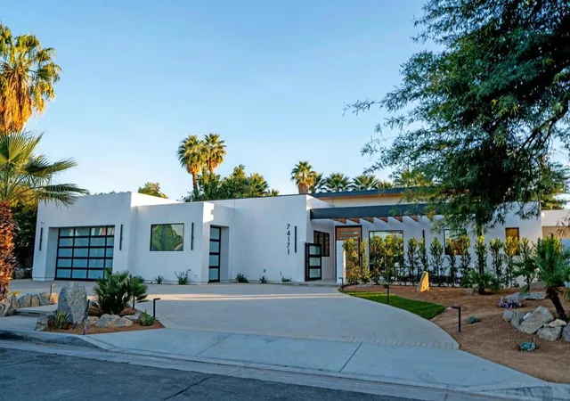 Photo 3 of Sale Pending at 74171 Covered Wagon Trl, Palm Desert, CA 92260 | MLS# 219130297DA | Listing updated on 2026-06-26
