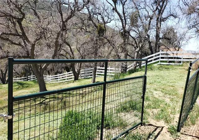 Photo 1 of Sale Pending at 0 Zurich Dr Lot #177, Tehachapi, CA 93561 | MLS# IG25113044 | Listing updated on 2026-05-22