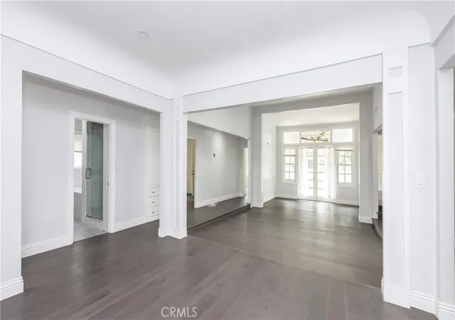 Photo 3 of Single family home for sale at 1541 N Stanley Ave, Los Angeles, CA 90046 | MLS# BB25042364 | Listing updated on 2026-10-01