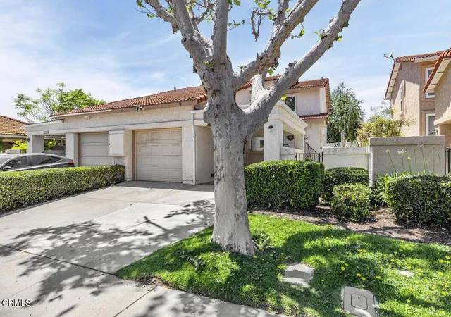 Photo 3 of Sale Pending at 4733 Penrose Ave, Moorpark, CA 93021 | MLS# V1-30078 | Listing updated on 2026-06-04
