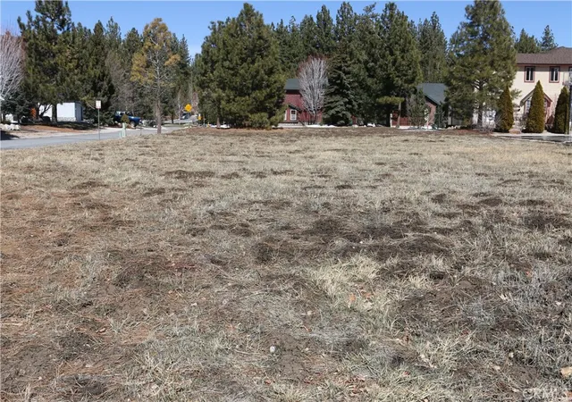 Photo 1 of Land for sale at 275 Meadow Cir N, Big Bear Lake, CA 92315 | MLS# TR25114400 | Listing updated on 2026-07-04